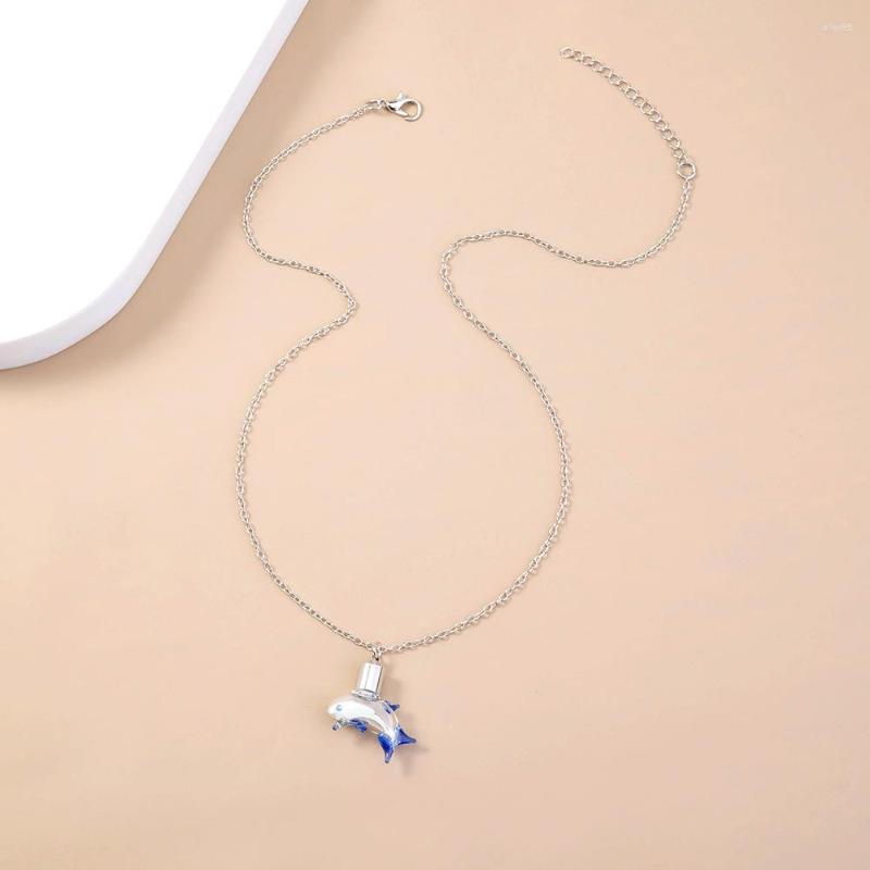 Chains Niche VintageJewelry On The Neck Small Whale Inlaid Rhinestone Pendant Necklaces For Women Simple Female Chain Necklace
Chains Niche VintageJewelry On The Neck Small Whale Inlaid Rhinestone Pendant Necklaces For Women Simple Female Chain Necklace