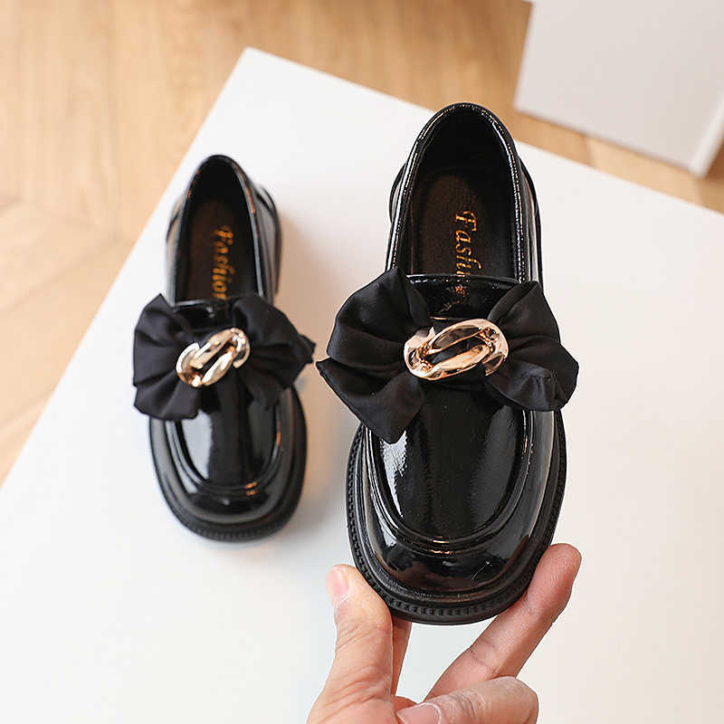 Sandals Girl's Loafers Metal Silk Bowknot Fashion Spring Children Leather Shoes Slip-on Black White 26-36 School Daily Spring Kids Shoe W0217