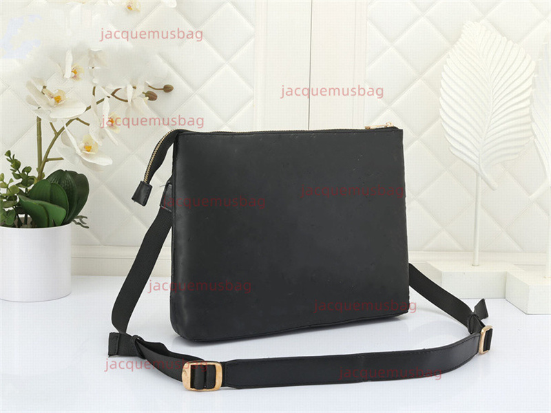 Designer Messenger Voyages bag handbag POCHETTE men women Shoulder crossbody bags luxurious leather wallets purse pouch tote Satchels handbags Sacoche, Black small letters embossing
Designer Messenger Voyages bag handbag POCHETTE men women Shoulder crossbody bags luxurious leather wallets purse pouch tote Satchels handbags Sacoche, Black small letters embossing