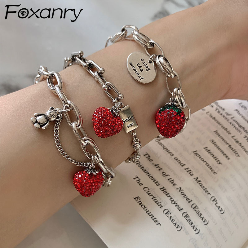 Charm Bracelets Evimi 925 Standard Silver Thick Chain For Women Trendy Elegant Charming Sparkling Strawberry Zircon Party Jewelry 230216
Charm Bracelets Evimi 925 Standard Silver Thick Chain For Women Trendy Elegant Charming Sparkling Strawberry Zircon Party Jewelry 230216