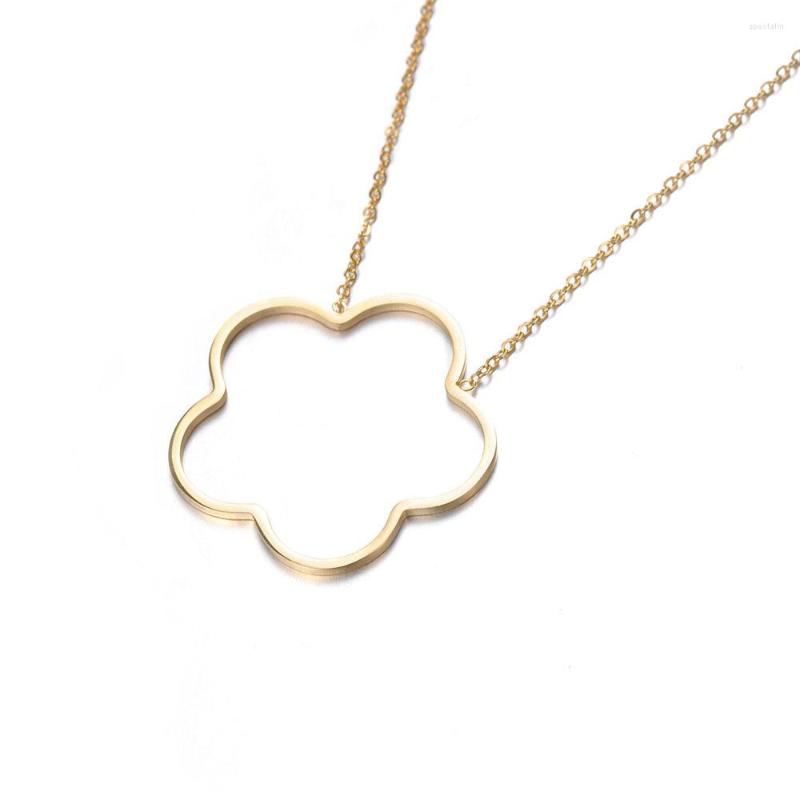 Choker Trendy Hollow Plum Blossom Pendant Necklaces Jewelry Classic Titanium Steel Necklace For Women Colar N17049
Choker Trendy Hollow Plum Blossom Pendant Necklaces Jewelry Classic Titanium Steel Necklace For Women Colar N17049