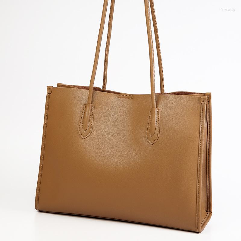 Evening Bags Premium Cowhide Women's Work Commuting Fashion Trend Simple Leather Large Capacity Shoulder Bag Tote For Women, Black
Evening Bags Premium Cowhide Women's Work Commuting Fashion Trend Simple Leather Large Capacity Shoulder Bag Tote For Women, Black