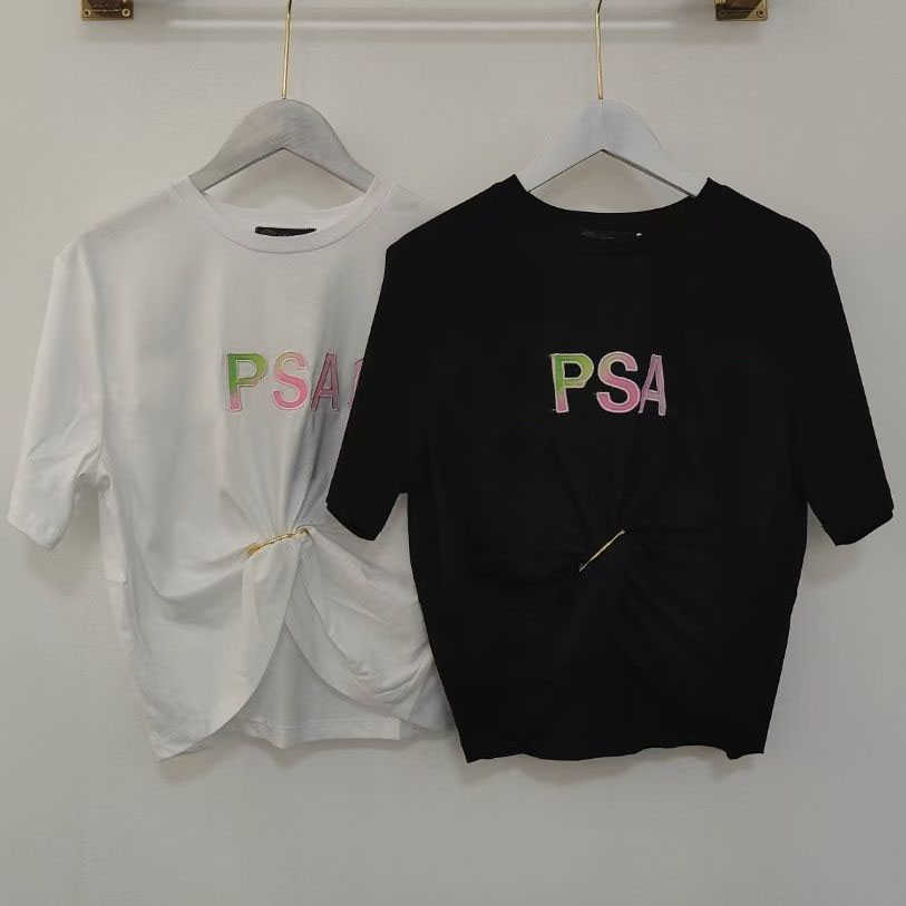 23ss Brand t-shirt Popular slim fit Short t-shirt Korean fashion Spring and autumn versatile Embroidery white temperament Women' wear
23ss Brand t-shirt Popular slim fit Short t-shirt Korean fashion Spring and autumn versatile Embroidery white temperament Women' wear