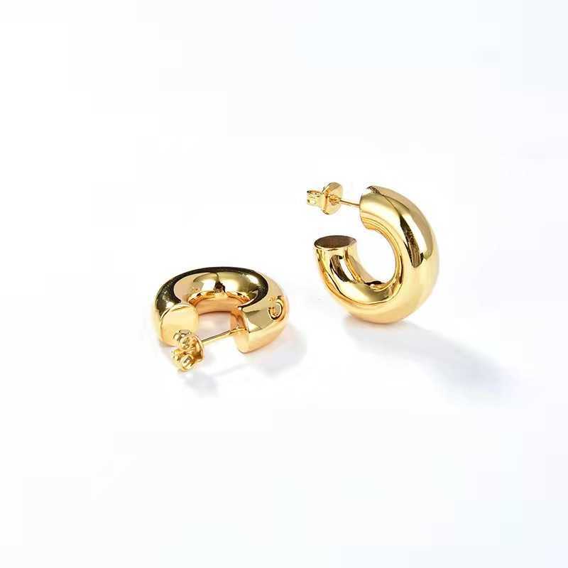 Fashion style C-shaped thick Earrings titanium steel personality cool style stainless steel earrings
Fashion style C-shaped thick Earrings titanium steel personality cool style stainless steel earrings