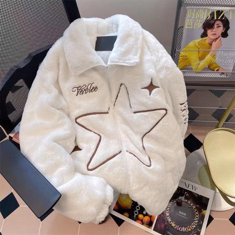 Women' Hoodies American Style Imitation Cashmere Embroidered Open Lining Coat Women' Autumn And Winter Vintage Soft Waxy Wool Cotton, White
Women' Hoodies American Style Imitation Cashmere Embroidered Open Lining Coat Women' Autumn And Winter Vintage Soft Waxy Wool Cotton, White