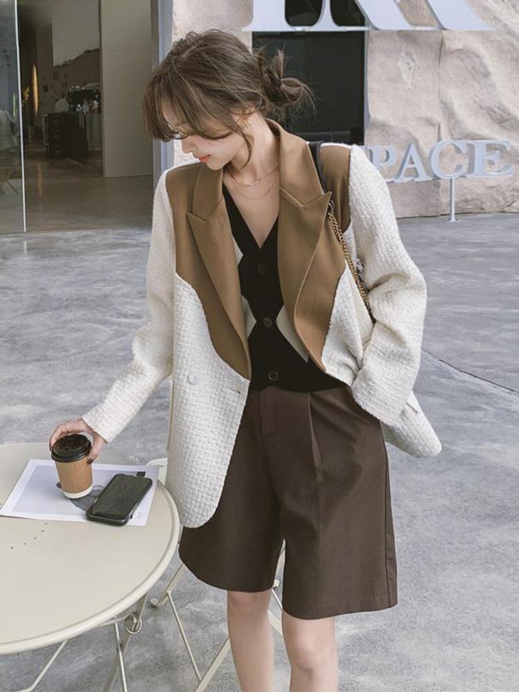 Women' Suits Turn-down Collar Contrast Color Spliced Single Breasted Pocket Blazer Big Size Patchwork Coats 2023 Autumn Women Jacket, White
Women' Suits Turn-down Collar Contrast Color Spliced Single Breasted Pocket Blazer Big Size Patchwork Coats 2023 Autumn Women Jacket, White