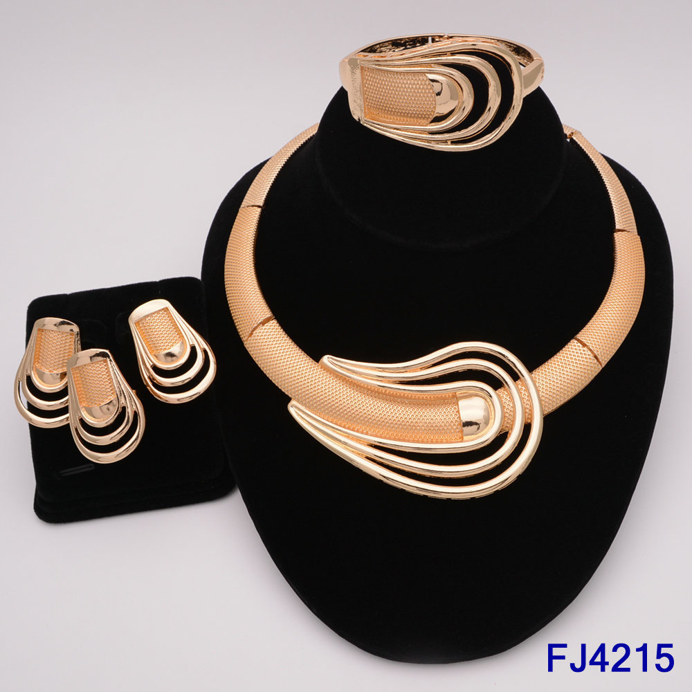 Wedding Jewelry Sets Gold Lady Necklace Dubai Bride Fashion Earrings Bracelet Travel 230216
Wedding Jewelry Sets Gold Lady Necklace Dubai Bride Fashion Earrings Bracelet Travel 230216