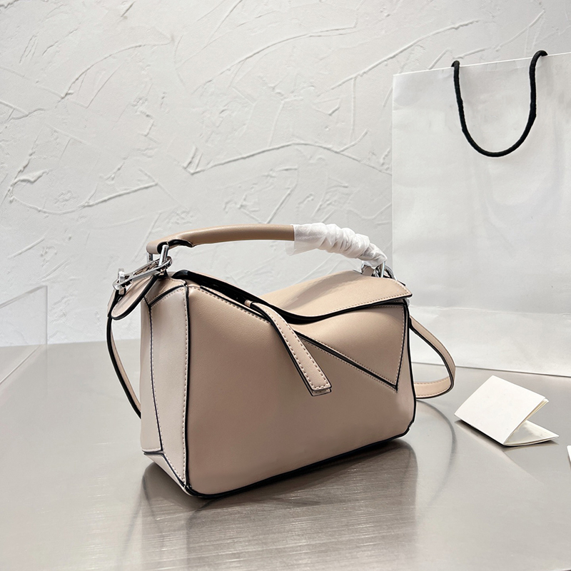 shoulder bags womens designer bag woman handbags Geometrical Jigsaw Crossbody Purses Shopping Totes design handbag 220824
shoulder bags womens designer bag woman handbags Geometrical Jigsaw Crossbody Purses Shopping Totes design handbag 220824