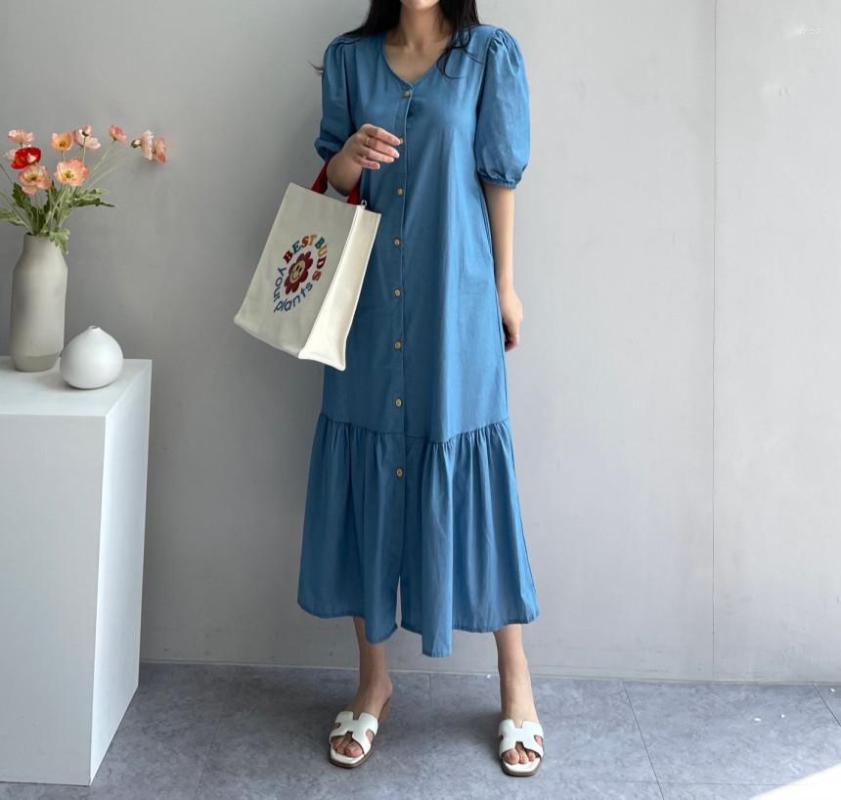 Casual Dresses 2335 Korean Summer Retro Niche V-neck Single-breasted Loose Ruffled Short-sleeved Large Size Dres Robe, Color as picture
Casual Dresses 2335 Korean Summer Retro Niche V-neck Single-breasted Loose Ruffled Short-sleeved Large Size Dres Robe, Color as picture