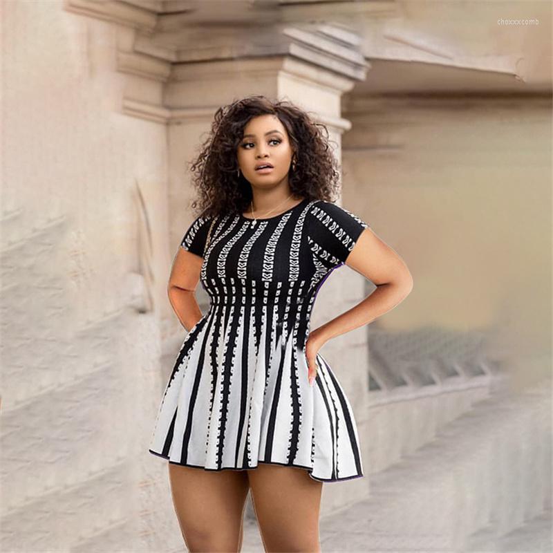 Casual Dresses Summer Clothes For Women Wholesale O-Neck Short Sleeve High Waist Sexy Mini Dress Party Ladies Vintage Drop, Red
Casual Dresses Summer Clothes For Women Wholesale O-Neck Short Sleeve High Waist Sexy Mini Dress Party Ladies Vintage Drop, Red