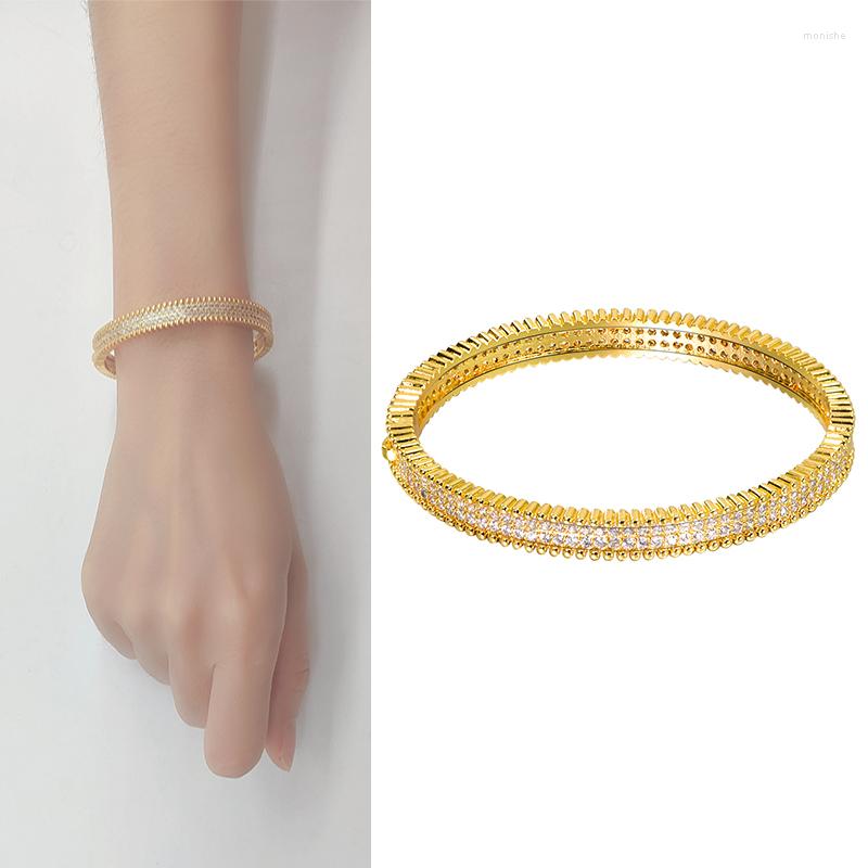 Bangle Jewelry For Women Luxury Styles Cuff Copper Charm Party Wedding Christmas Female Gold Color Full Of Stone 
Bangle Jewelry For Women Luxury Styles Cuff Copper Charm Party Wedding Christmas Female Gold Color Full Of Stone