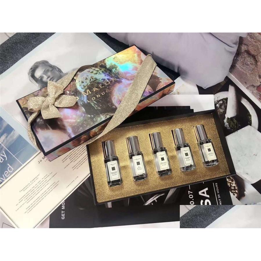 Incense Jo Malone London Per 5Pcs Set Christmas Limited Edition Brand Men Cologne Pers Fragrances 9Mlx5Pcs Drop Delivery Health Beau Dhl6U
Incense Jo Malone London Per 5Pcs Set Christmas Limited Edition Brand Men Cologne Pers Fragrances 9Mlx5Pcs Drop Delivery Health Beau Dhl6U