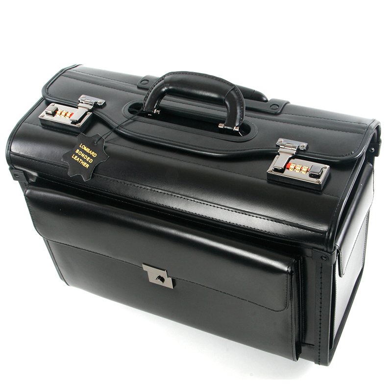 Suitcases Retro Genuine Leather pilot Rolling Luggage Cabin Airline stewardess Travel Bag on Wheels Business Trolley hangbag 230216
Suitcases Retro Genuine Leather pilot Rolling Luggage Cabin Airline stewardess Travel Bag on Wheels Business Trolley hangbag 230216