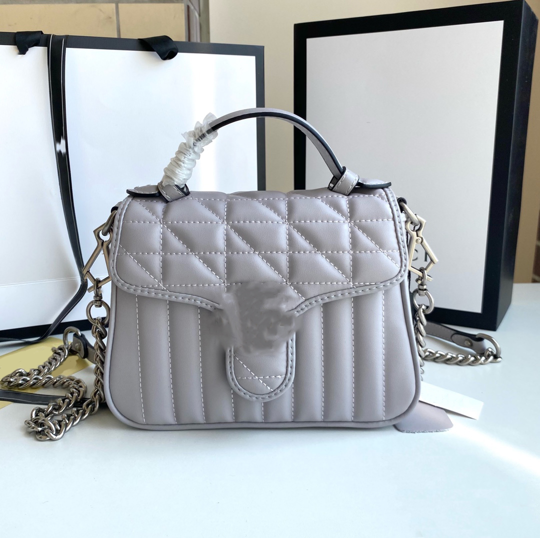 2023 designer handbag simple messenger bag white lychee pattern women's fashion leather shoulder bag commute, 583571#grey
2023 designer handbag simple messenger bag white lychee pattern women's fashion leather shoulder bag commute, 583571#grey