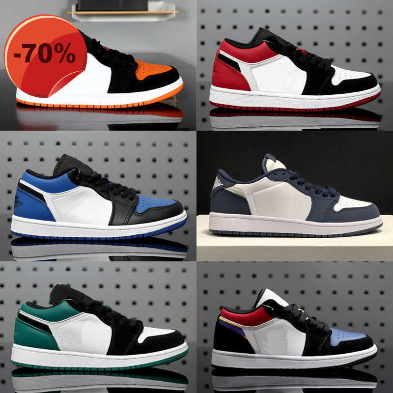 Sandals Sandals Jumpman Mens 1 Low Basketball Shoes 1s Black Toe Court Purple Shattered Backboard Designer Sports Shoes Fashion Sneakers, As photo 2
Sandals Sandals Jumpman Mens 1 Low Basketball Shoes 1s Black Toe Court Purple Shattered Backboard Designer Sports Shoes Fashion Sneakers, As photo 2