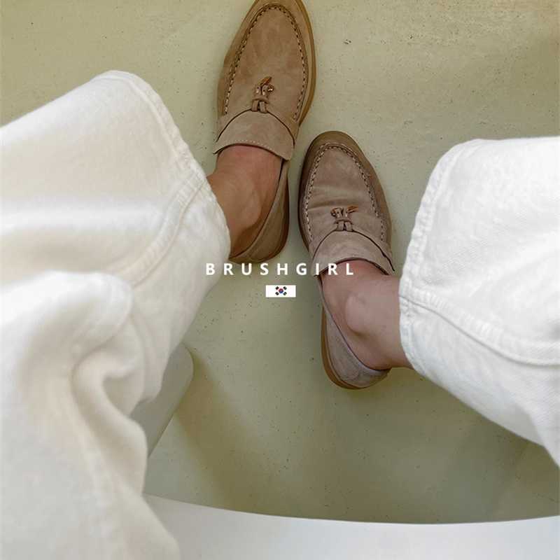 Italy Designer Shoes Loropiana Chiligirl South Korea's East Gate Flat Sole Lp Loafer Shoes Leather Soft Sole Comfortable Casual Single Shoes for Women, Black3
Italy Designer Shoes Loropiana Chiligirl South Korea's East Gate Flat Sole Lp Loafer Shoes Leather Soft Sole Comfortable Casual Single Shoes for Women, Black3