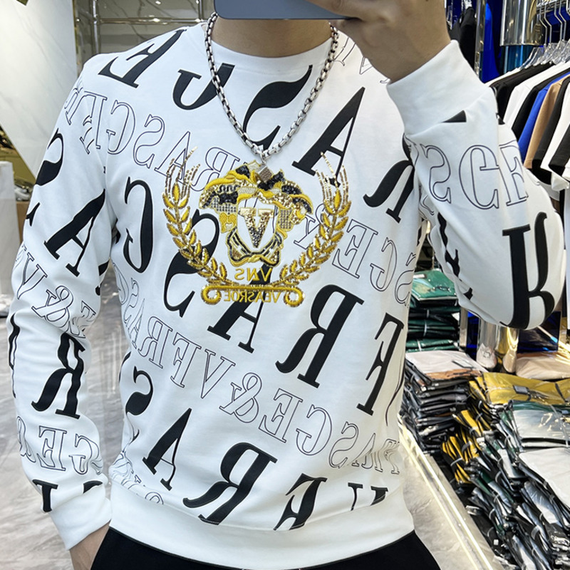 Men's Tracksuits Top Quality Black Gold Contrast Color Alphabet Sequins Shiny Sweatshirts Pattern Embroidery Men Long Sleeve Sweater Sweat Homme 230217, White
Men's Tracksuits Top Quality Black Gold Contrast Color Alphabet Sequins Shiny Sweatshirts Pattern Embroidery Men Long Sleeve Sweater Sweat Homme 230217, White