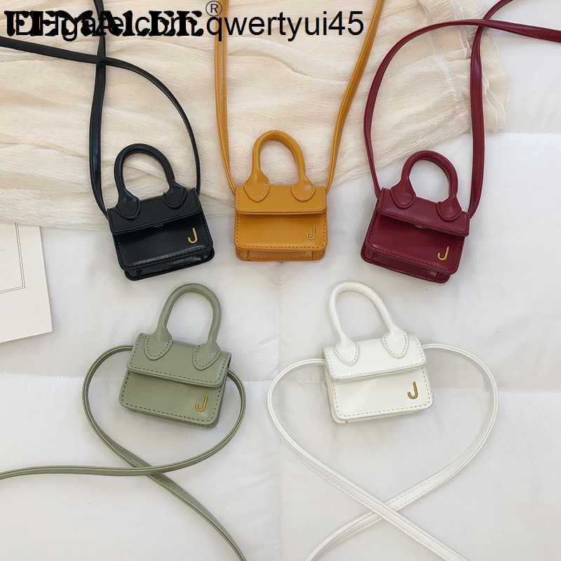 qwertyui45 Shoulder Bags Fashion Super Mini Small Chain Girl's Messenger Luxury Designer Cute Crossbody Bag J Letter Women Brand Handbag 021723H, Red
qwertyui45 Shoulder Bags Fashion Super Mini Small Chain Girl's Messenger Luxury Designer Cute Crossbody Bag J Letter Women Brand Handbag 021723H, Red