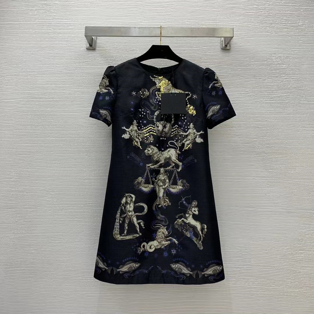 Designer Dress 2023 New Spring Summer O Neck Short Sleeve Print Fashion Milan Runway Dress Brand Same Style Dresses 0217-6, Picture color
Designer Dress 2023 New Spring Summer O Neck Short Sleeve Print Fashion Milan Runway Dress Brand Same Style Dresses 0217-6, Picture color