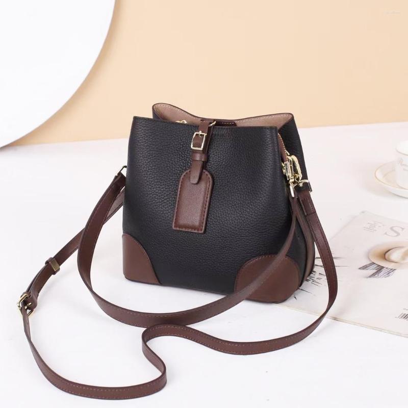 Evening Bags Royal Bagger Women Shoulder Genuine Cow Leather Bucket Bag Contrast Color Ladies Crossbody 9920, Black
Evening Bags Royal Bagger Women Shoulder Genuine Cow Leather Bucket Bag Contrast Color Ladies Crossbody 9920, Black