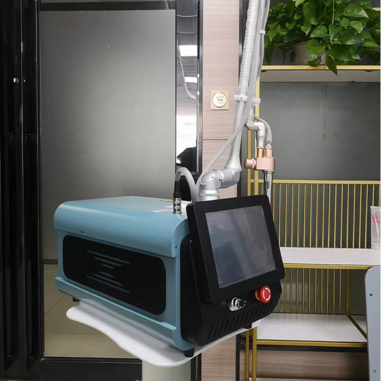 2023 Co2 Fractional Laser scar removal machine 10600nm CO2 Laser Skin Rejuvenation Wrinkle Remover