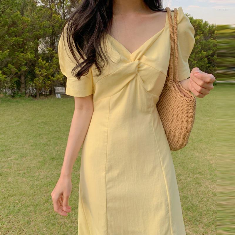 Casual Dresses Elegant Women Puff Sleeve Dress Summer V-Neck Temperament Mid-Length French Style High Waist Female Vestidos, Light yellow
Casual Dresses Elegant Women Puff Sleeve Dress Summer V-Neck Temperament Mid-Length French Style High Waist Female Vestidos, Light yellow