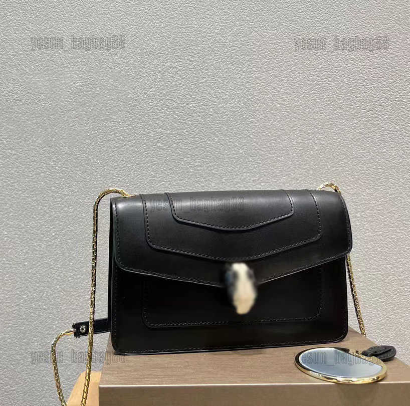 Luxury Designer Handbag bulgaris Classic Tote Bags Enamelled Snake Head decoration Female High-capacity Pack Shoulder Lady Wallet Messenger Handbag
Luxury Designer Handbag bulgaris Classic Tote Bags Enamelled Snake Head decoration Female High-capacity Pack Shoulder Lady Wallet Messenger Handbag