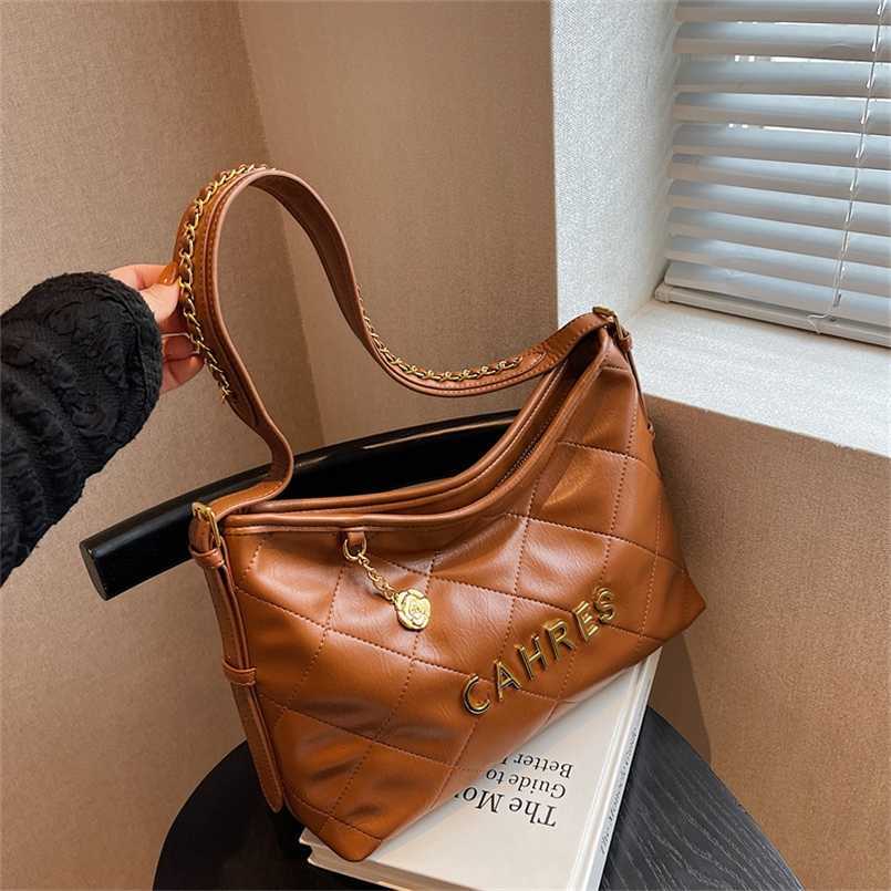 Urban simple and versatile women's bag Women's trend One shoulder messenger bag High quality leisure bag new women's bag, Brown12
Urban simple and versatile women's bag Women's trend One shoulder messenger bag High quality leisure bag new women's bag, Brown12