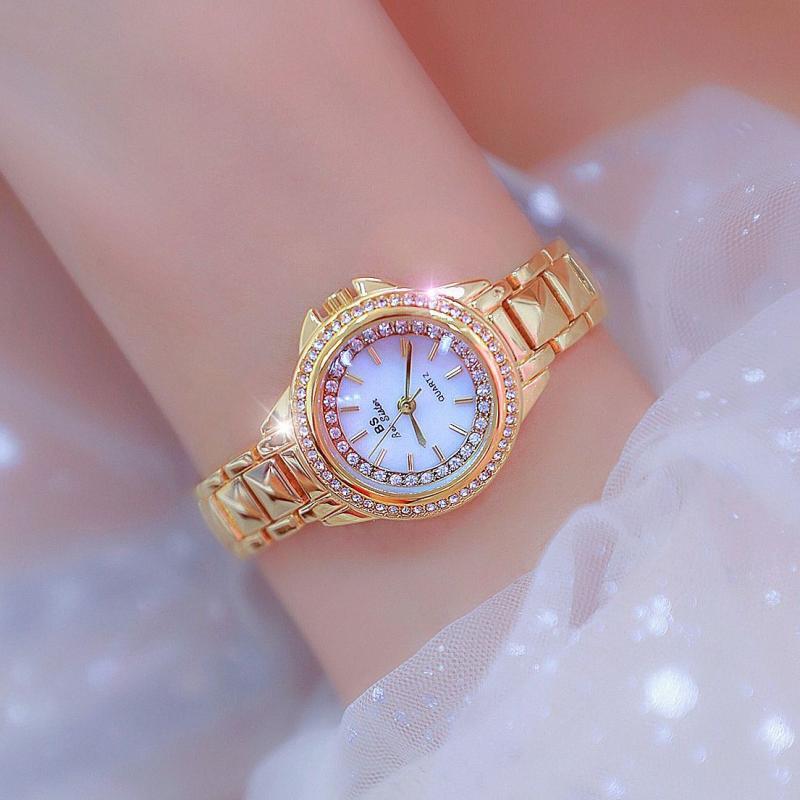 Wristwatches Woman Watches 2023 Fashion Diamond Quartz Women Gold Female Wrist Watch Relogio FemininoWristwatches WristwatchesWristwatches W
Wristwatches Woman Watches 2023 Fashion Diamond Quartz Women Gold Female Wrist Watch Relogio FemininoWristwatches WristwatchesWristwatches W