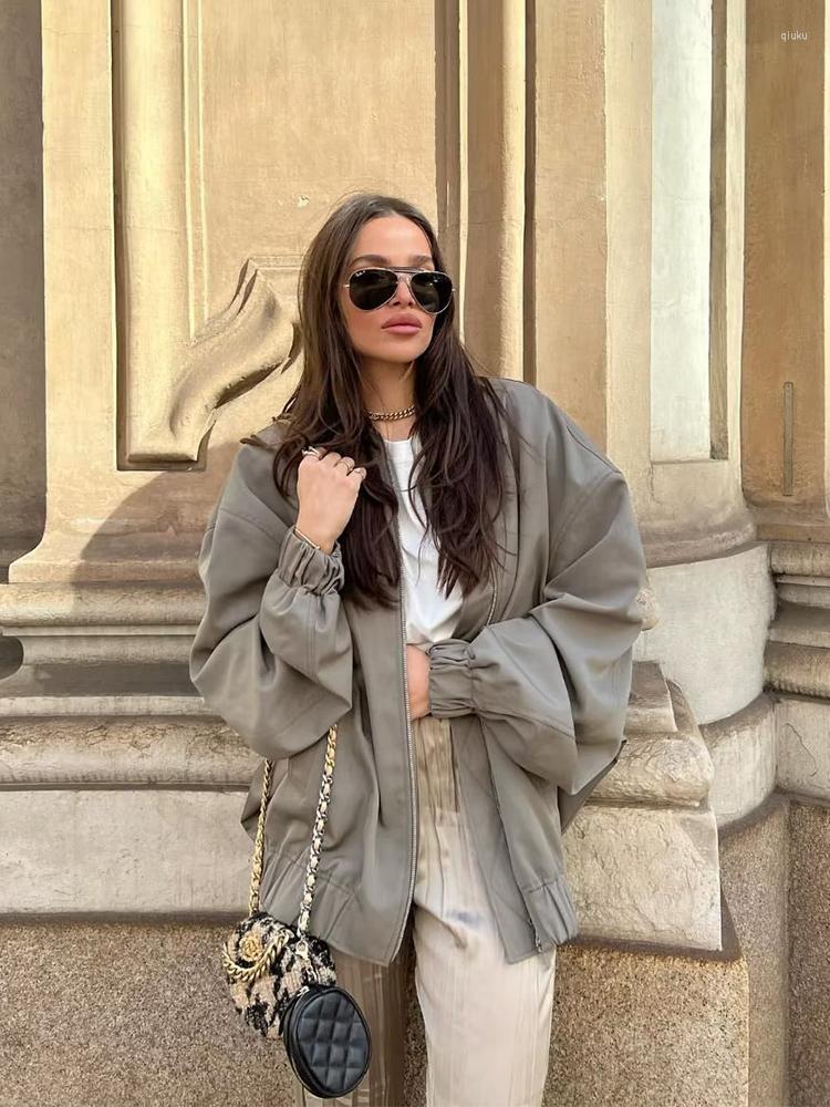 Women' Jackets ZACK RAIN Women Loose Baseball Collar Jacket 2023 Fall Winter Ladies Jogging Coat High Street Casual Oversize Female Outwear, Gray 
Women' Jackets ZACK RAIN Women Loose Baseball Collar Jacket 2023 Fall Winter Ladies Jogging Coat High Street Casual Oversize Female Outwear, Gray