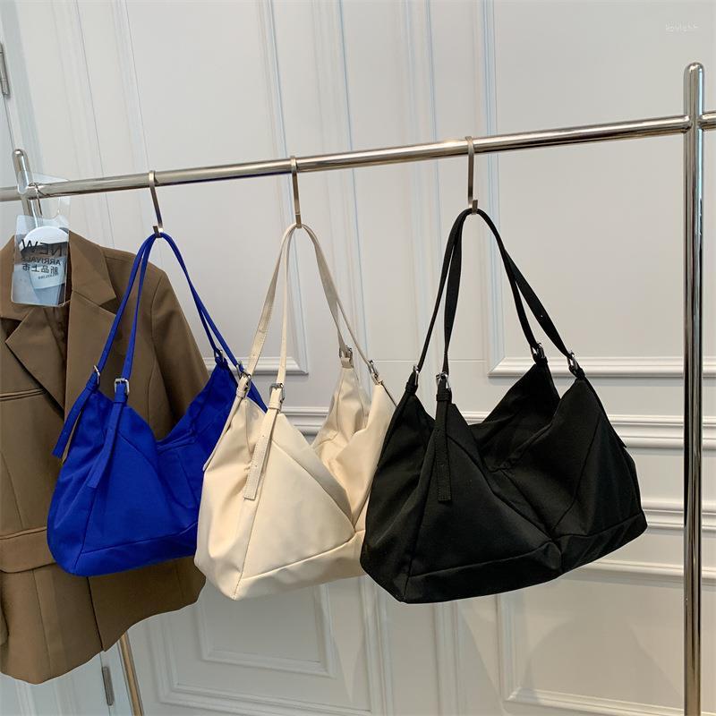 Evening Bags 2023 Nylon Pillow Bag Large Capacity Shoulder Cross-body Women's Korea Dongdaemon Handbag Armpit, G2
Evening Bags 2023 Nylon Pillow Bag Large Capacity Shoulder Cross-body Women's Korea Dongdaemon Handbag Armpit, G2