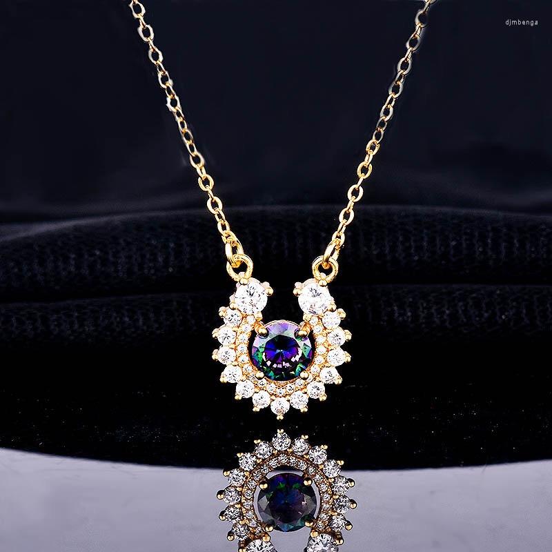 Pendant Necklaces Fashion Dainty U-Shaped Necklace Inlay Dazzling Color Zircon Golden Jewelry For Women Wedding Party Charm Clavicle Chain
Pendant Necklaces Fashion Dainty U-Shaped Necklace Inlay Dazzling Color Zircon Golden Jewelry For Women Wedding Party Charm Clavicle Chain