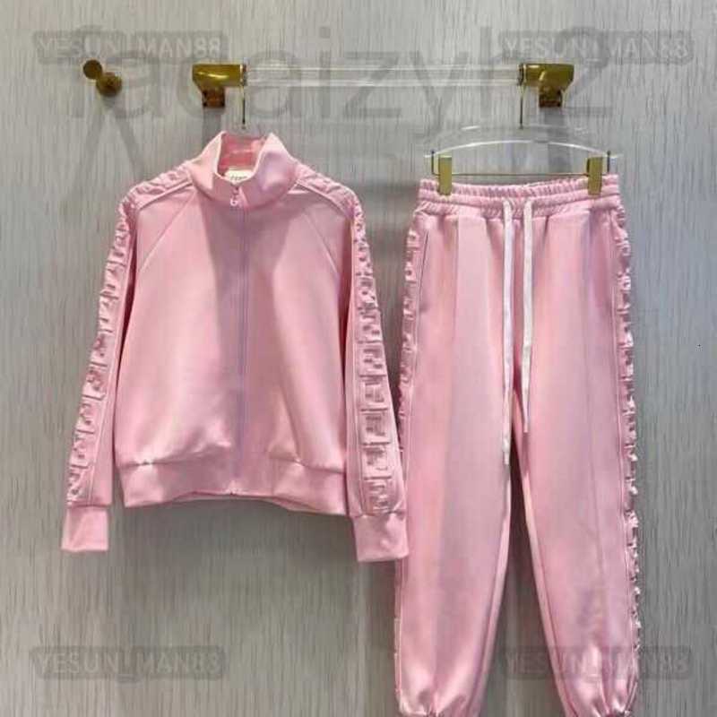 Women' Tracksuits designer Woman Designer Luxury Fends Set Sweatsuit Womens Triangular Printed Hoodies Pants Fashion Pullover Casual FF Jogging Sport Suit
Women' Tracksuits designer Woman Designer Luxury Fends Set Sweatsuit Womens Triangular Printed Hoodies Pants Fashion Pullover Casual FF Jogging Sport Suit