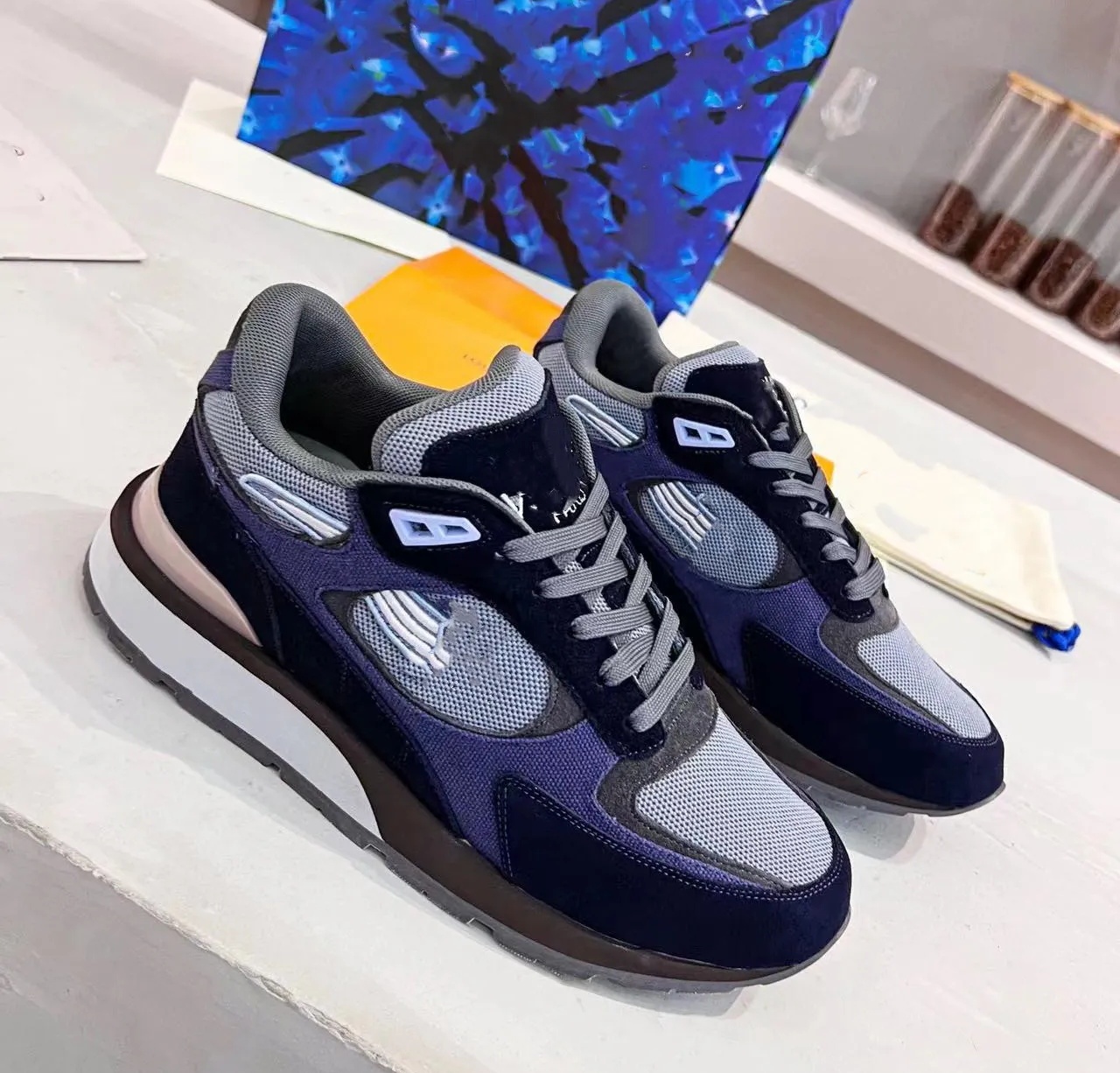Designer Casual Shoes Run Away Trainers Mens Sneakers Canvas Shoes Technical Lining Mens Shoe Rubber Hand-Crafted Rubber Outsole Luxurys Sports Shoe, 11
Designer Casual Shoes Run Away Trainers Mens Sneakers Canvas Shoes Technical Lining Mens Shoe Rubber Hand-Crafted Rubber Outsole Luxurys Sports Shoe, 11