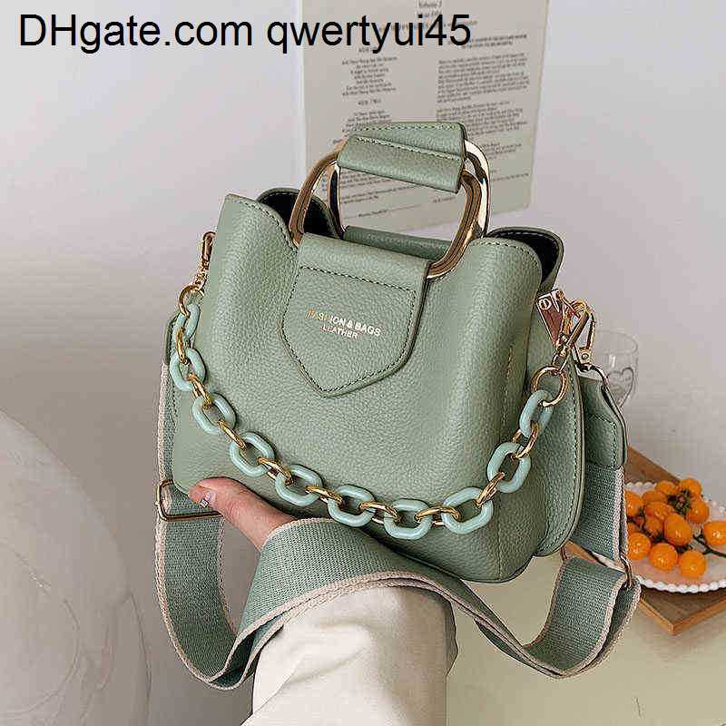 qwertyui45 Totes New Mini Luxury Women's Bucket Bag Quality Leather Shopper Shoulder Crossbody Bags Thick Chain Designer Tote Handbags and Purses 021723H, Black
qwertyui45 Totes New Mini Luxury Women's Bucket Bag Quality Leather Shopper Shoulder Crossbody Bags Thick Chain Designer Tote Handbags and Purses 021723H, Black