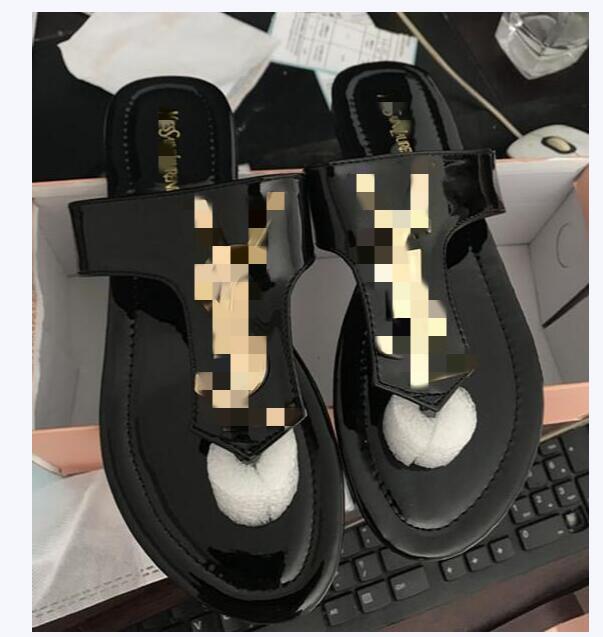 692 Fashion brand slide sandals slippers for men women Hot Designer unisex beach flip flops slipper size35-42
692 Fashion brand slide sandals slippers for men women Hot Designer unisex beach flip flops slipper size35-42