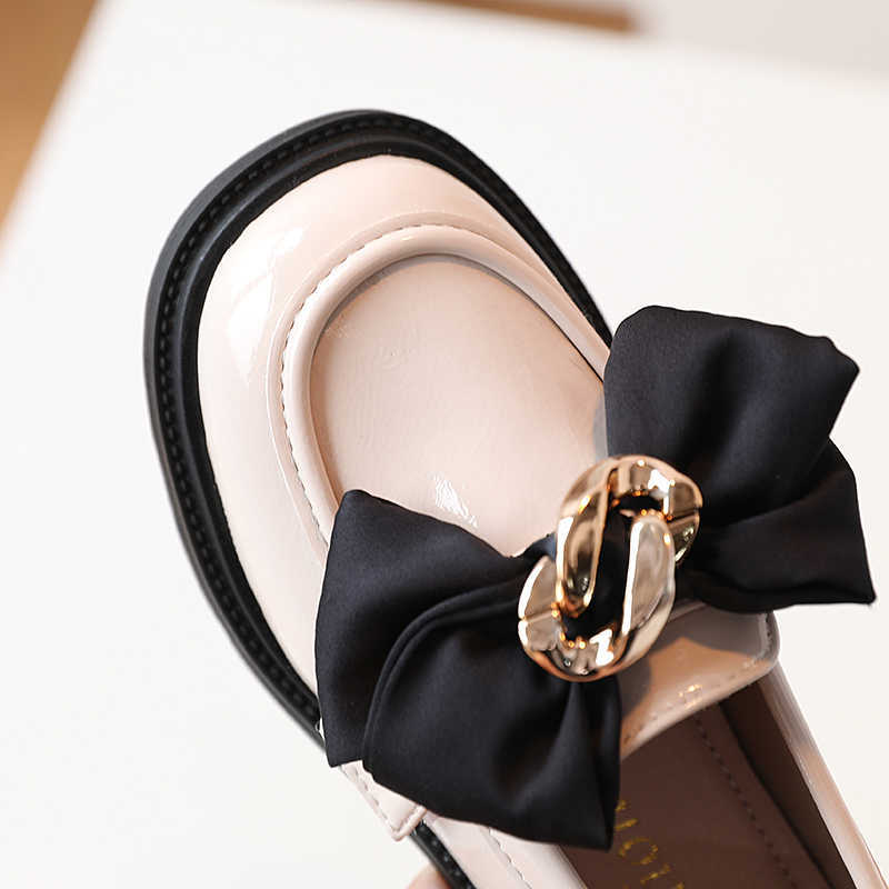 Sandals Girl's Loafers Metal Silk Bowknot Fashion Spring Children Leather Shoes Slip-on Black White 26-36 School Daily Spring Kids Shoe W0217