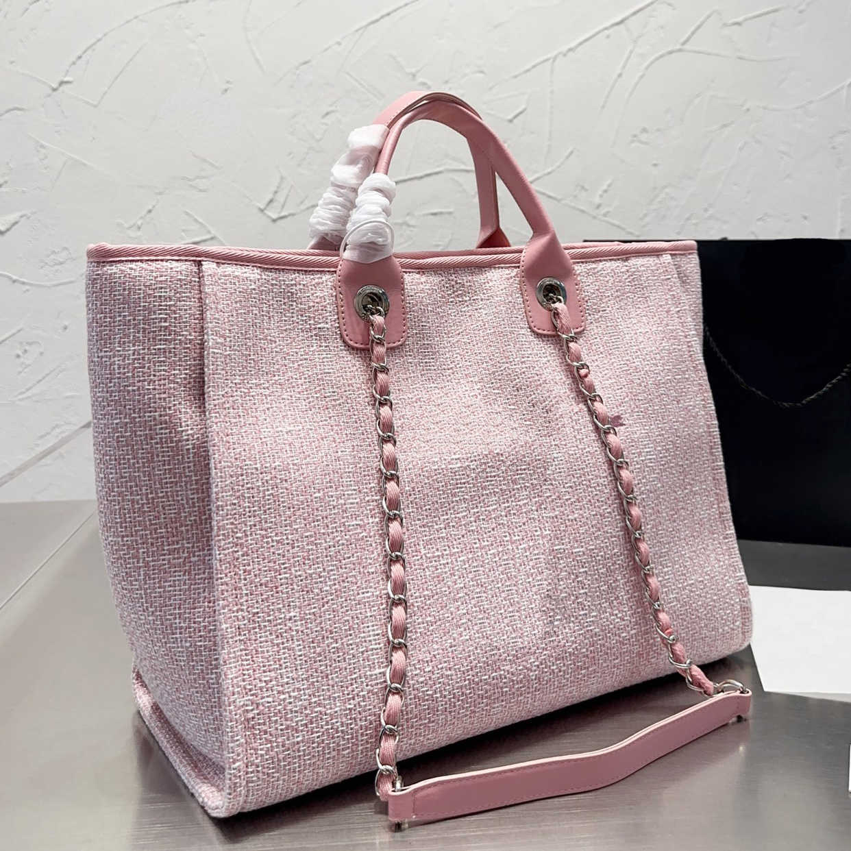 HOT tote bag totes 7 style women Chain Designers handbags Designer Womens Fashion designer bag Classic Single Shoulder Large Capacity handbag, Xau05 38x30cm
HOT tote bag totes 7 style women Chain Designers handbags Designer Womens Fashion designer bag Classic Single Shoulder Large Capacity handbag, Xau05 38x30cm