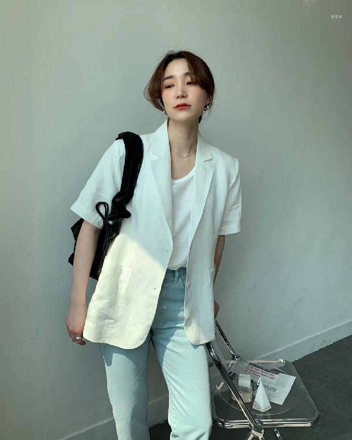 Women' Suits Korean Knitted T-shirt Retro VITIANA Women Thin Coat Spring 2023 Female Long Sleeve Open Stitch White OL Womens Jackets And, Color as picture
Women' Suits Korean Knitted T-shirt Retro VITIANA Women Thin Coat Spring 2023 Female Long Sleeve Open Stitch White OL Womens Jackets And, Color as picture