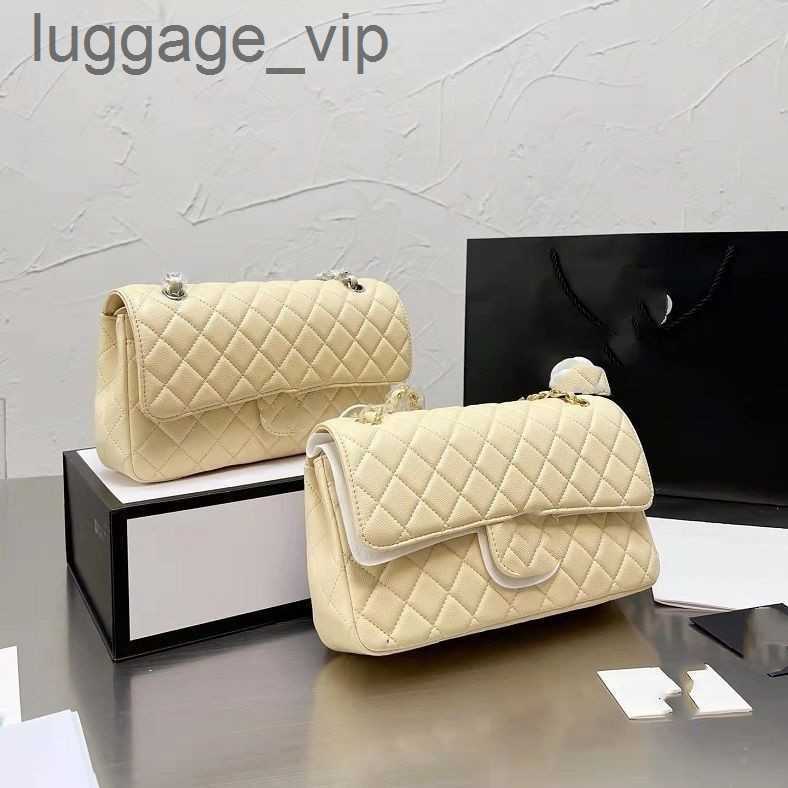 5a Designer Bag Top Derma Custom Luxury Tote Bags Brand Channel Handbag Leather Cowhide Gold Silver Chain Oblique Shoulder Highs Quality3356c
5a Designer Bag Top Derma Custom Luxury Tote Bags Brand Channel Handbag Leather Cowhide Gold Silver Chain Oblique Shoulder Highs Quality3356c