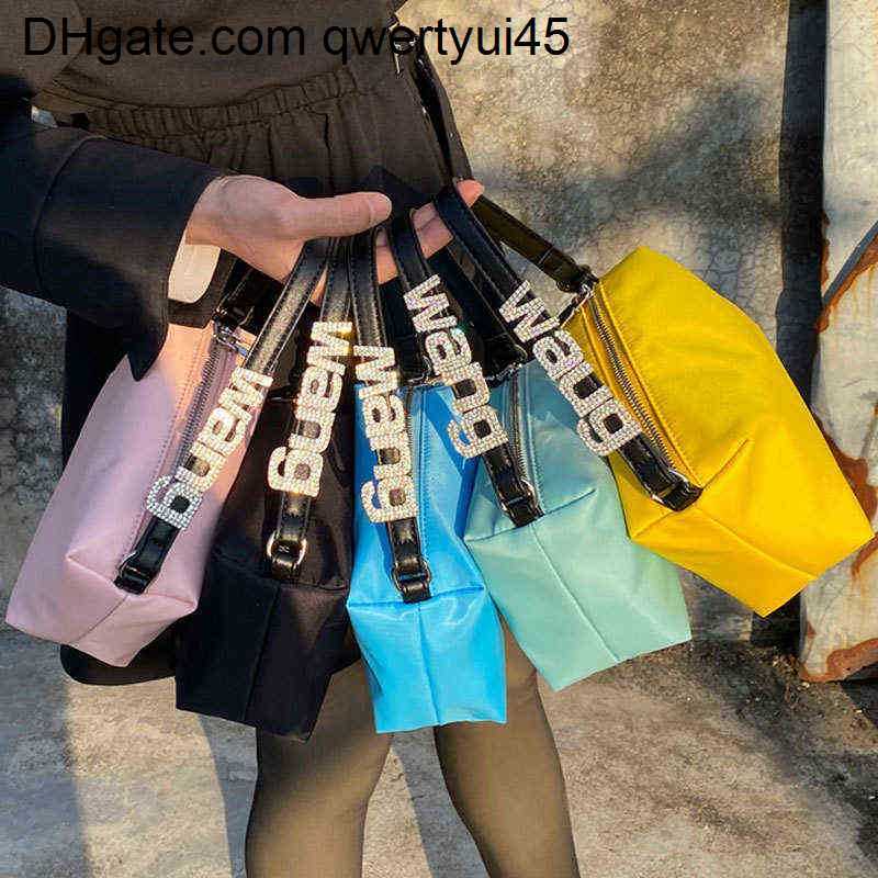 qwertyui45 Evening Bags New Imitation Silk Rhinestone Wang Shoulder Bag Fashion Diamond Women Bags High Quality Designer Luxury Purse and Handbag 021723H, Light blue
qwertyui45 Evening Bags New Imitation Silk Rhinestone Wang Shoulder Bag Fashion Diamond Women Bags High Quality Designer Luxury Purse and Handbag 021723H, Light blue