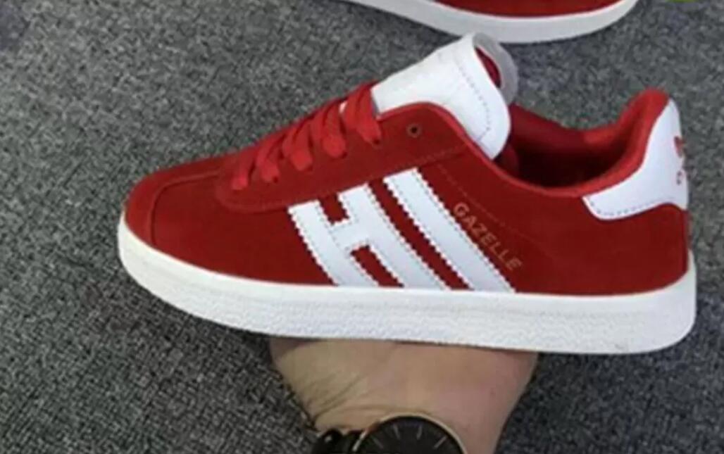 Dress Shoes New Top Quality 2022 Men Women Casual Suede Leather Gazelle Pink Black Red Lightweight Unisex Classic Shoe, Dark grey
Dress Shoes New Top Quality 2022 Men Women Casual Suede Leather Gazelle Pink Black Red Lightweight Unisex Classic Shoe, Dark grey