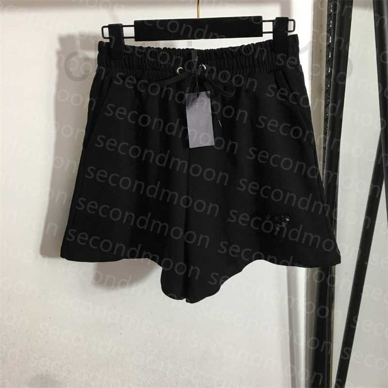 Women' Shorts Designer Elastic Waist Sports Pants Women Breathable Loose High Grade Trouser Outdoor Running Dancing Sportswear UUX2, Black
Women' Shorts Designer Elastic Waist Sports Pants Women Breathable Loose High Grade Trouser Outdoor Running Dancing Sportswear UUX2, Black