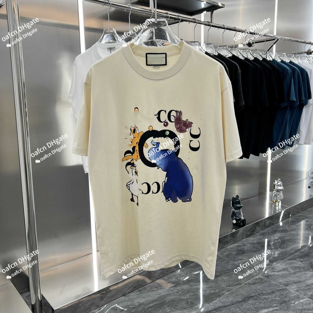 1Luxury Designer Men' T-shirts Dress Shirt Summer Men' and Women' with monogrammed Casual Top quality fashion Streetwear multiple colors, White
1Luxury Designer Men' T-shirts Dress Shirt Summer Men' and Women' with monogrammed Casual Top quality fashion Streetwear multiple colors, White