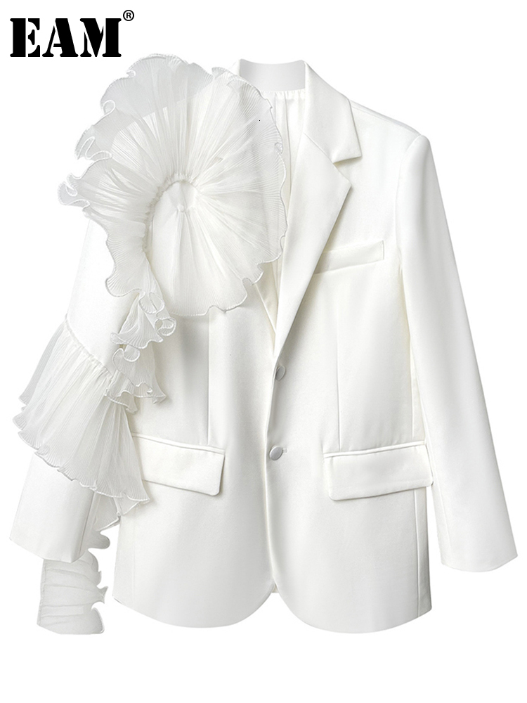 Womens Suits Blazers EAM Women White Ruffles Big Size Blazer Lapel Long Sleeve Loose Fit Jacket Fashion Spring Autumn 1DE3921 230216
Womens Suits Blazers EAM Women White Ruffles Big Size Blazer Lapel Long Sleeve Loose Fit Jacket Fashion Spring Autumn 1DE3921 230216