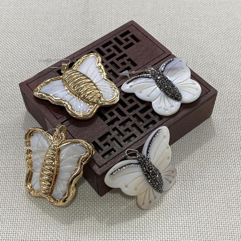 Pendant Necklaces Ladies Mother Shell Gold Color Plated Jewelry Fashion Romantic Natural Butterfly Necklace Gift Accessories
Pendant Necklaces Ladies Mother Shell Gold Color Plated Jewelry Fashion Romantic Natural Butterfly Necklace Gift Accessories