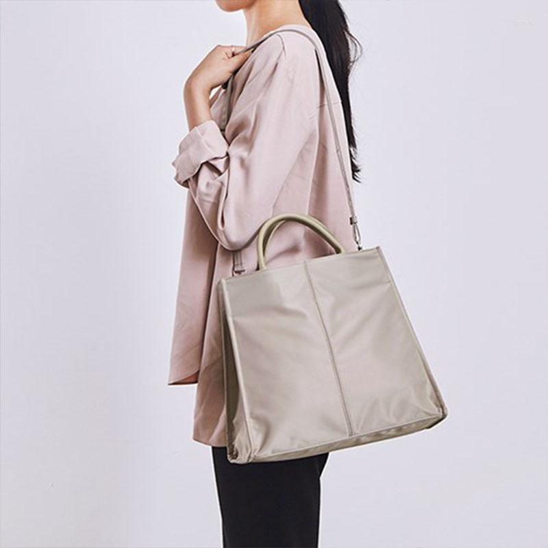 Evening Bags Fashion Shoulder Light Business Briefcase Women Handbags Bolsas Female Totes Bag Japanese Korean Computer Office, Black
Evening Bags Fashion Shoulder Light Business Briefcase Women Handbags Bolsas Female Totes Bag Japanese Korean Computer Office, Black