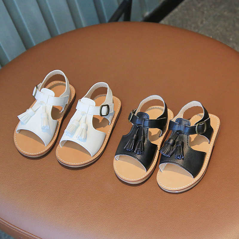 Sandals Nice Tassel Shoes for Kids Girls Retro Black White Brown Summer Shoes Child Sandals Fresh Little Girl Beach Shoes Flats F08271 W0217