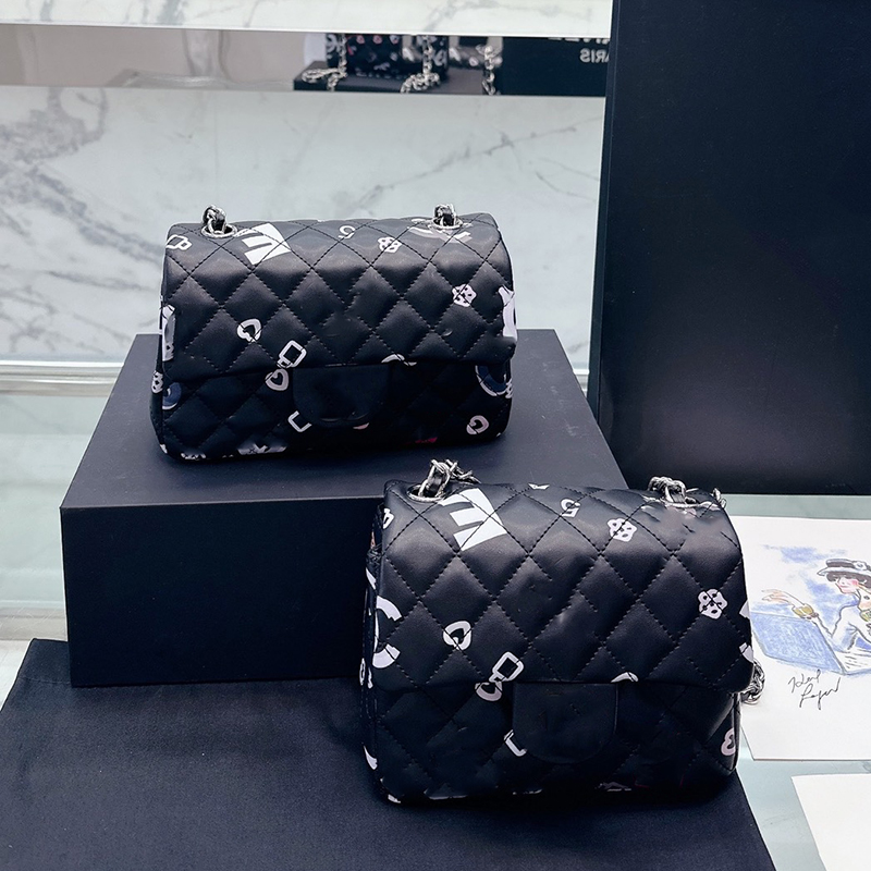 Classic Cf Print Graffiti Mini Flap Shoulder Bag France Brand Quilted Matelasse Adjustable Chain Women Crossbody Handbags Designer Bag Multi Pochette Clutch Bag, Black 18cm
Classic Cf Print Graffiti Mini Flap Shoulder Bag France Brand Quilted Matelasse Adjustable Chain Women Crossbody Handbags Designer Bag Multi Pochette Clutch Bag, Black 18cm