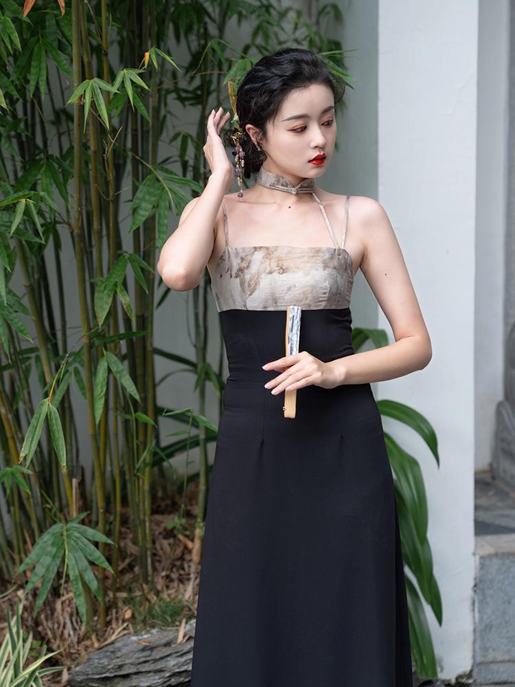 Casual Dresses Vintage Chinese Style Printed Patchwork Sling Long Dress Women Summer 2023 Halter Slim Fit Elegant Vestidos Robe FemmeCasual, Photo color
Casual Dresses Vintage Chinese Style Printed Patchwork Sling Long Dress Women Summer 2023 Halter Slim Fit Elegant Vestidos Robe FemmeCasual, Photo color